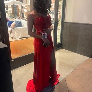 I am selling this beautiful prom dress. Its formal and classy, I wore for prom.